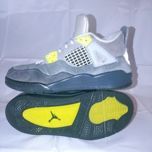 Jordan Brand Sneakers - Boys